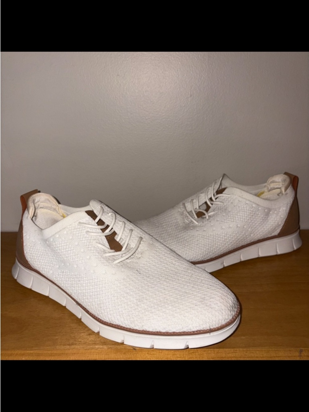Lezta White Knit Lightweight Sneakers Sz 44 Sz 10